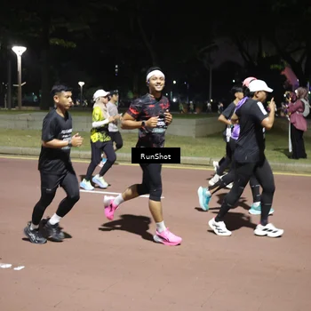 Runner Photo 6522424