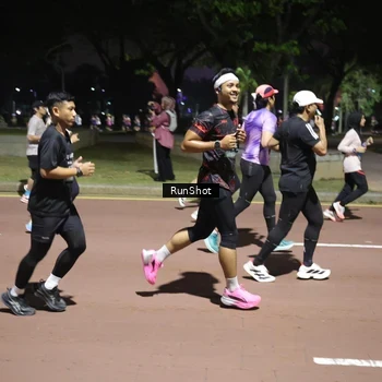 Runner Photo 6522488