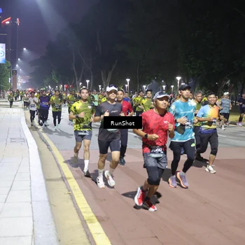 Runner Photo 6522547