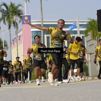Runner Photo 6522589