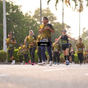 Runner Photo 6522738