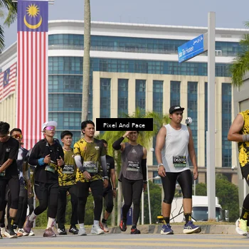 Runner Photo 6522790
