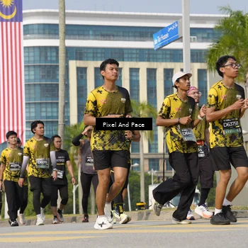 Runner Photo 6522811