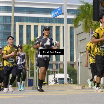 Runner Photo 6522840
