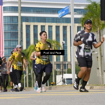 Runner Photo 6522857
