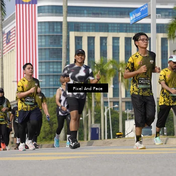 Runner Photo 6522880