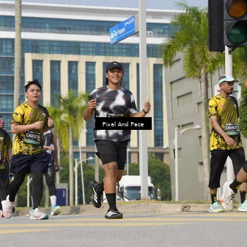 Runner Photo 6522893