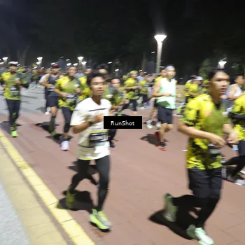 Runner Photo 6522915