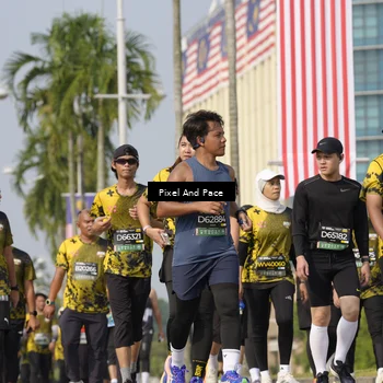 Runner Photo 6523085