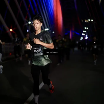 Runner Photo 6523129