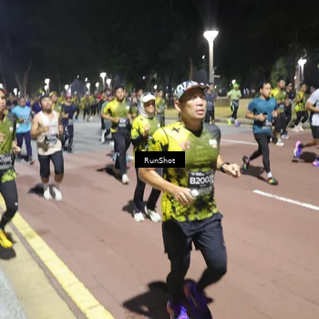 Runner Photo 6523140