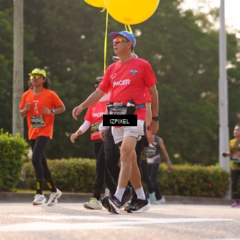 Runner Photo 6523146