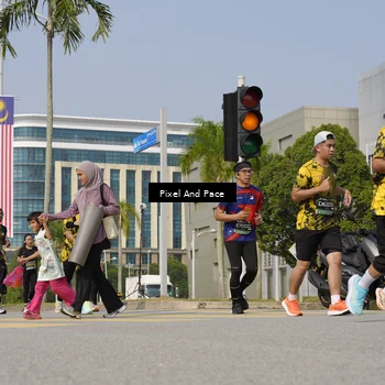 Runner Photo 6523149