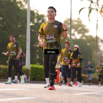 Runner Photo 6523179