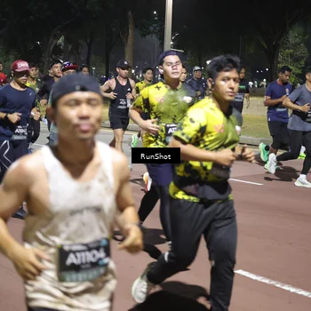 Runner Photo 6523194