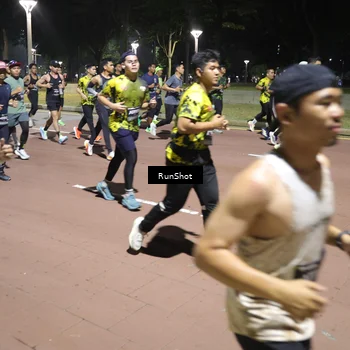 Runner Photo 6523257