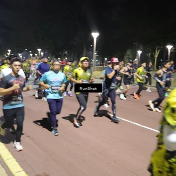 Runner Photo 6523310