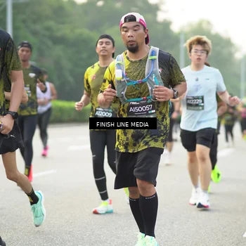 Runner Photo 6523347