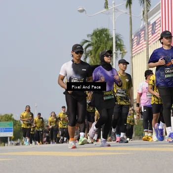 Runner Photo 6523352