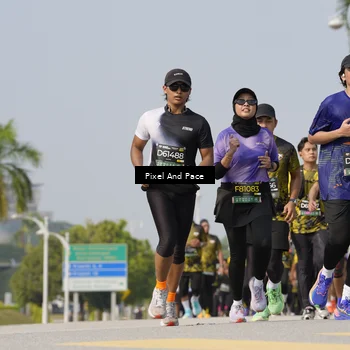 Runner Photo 6523374