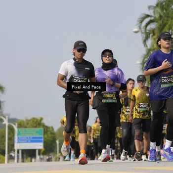 Runner Photo 6523390