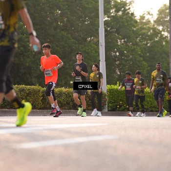 Runner Photo 6523397