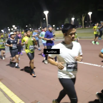 Runner Photo 6523424