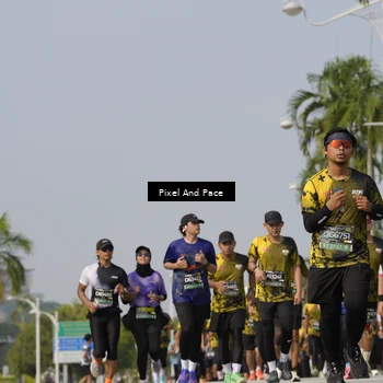 Runner Photo 6523445