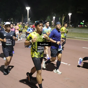 Runner Photo 6523448