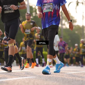 Runner Photo 6523465