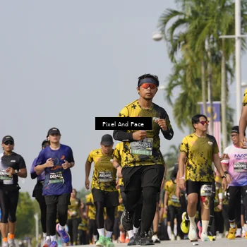 Runner Photo 6523474
