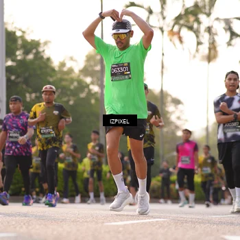 Runner Photo 6523512