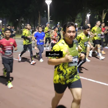 Runner Photo 6523577