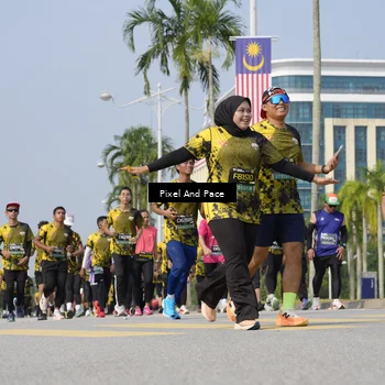 Runner Photo 6523579