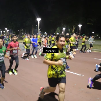 Runner Photo 6523583