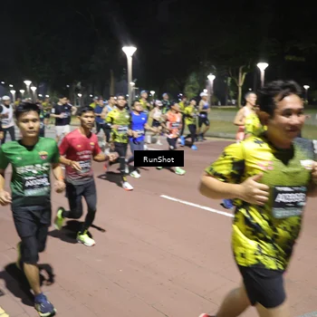 Runner Photo 6523598