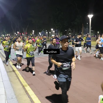 Runner Photo 6523638