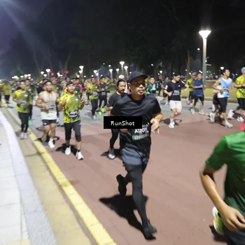 Runner Photo 6523644