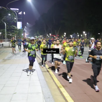 Runner Photo 6523654
