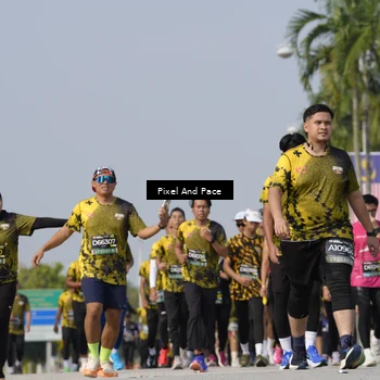 Runner Photo 6523657