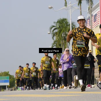 Runner Photo 6523666