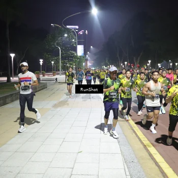 Runner Photo 6523677