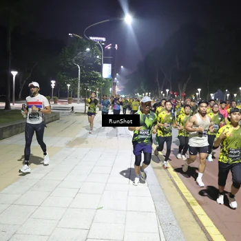 Runner Photo 6523699