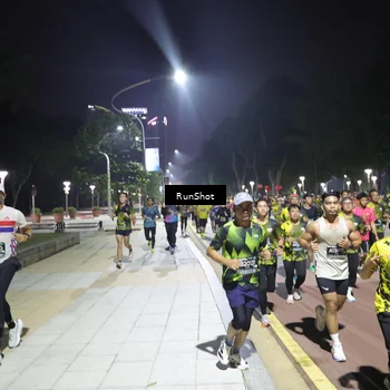 Runner Photo 6523700