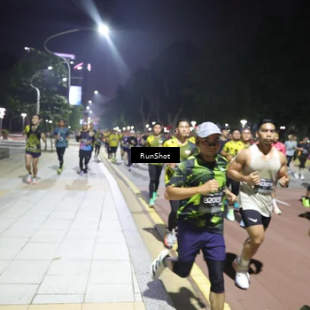 Runner Photo 6523732