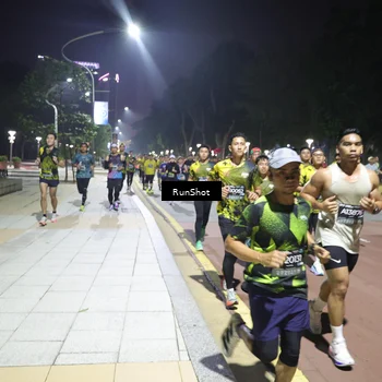 Runner Photo 6523737