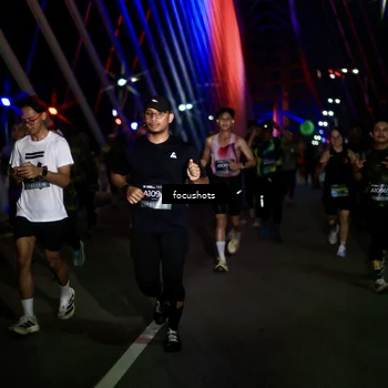 Runner Photo 6523742