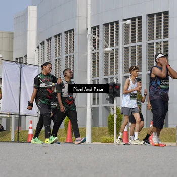 Runner Photo 6523800