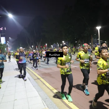 Runner Photo 6523811