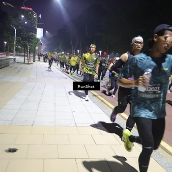 Runner Photo 6523848